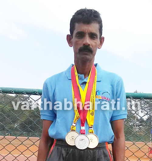 ಮಾಸ್ಟರ್ ಅಥ್ಲೆಟಿಕ್‌ನಲ್ಲಿ ಚಿನ್ನದ ಪದಕ